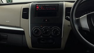 Used 2018 Maruti Suzuki Wagon R 1.0 [2010-2019] LXi Petrol Manual interior MUSIC SYSTEM & AC CONTROL VIEW
