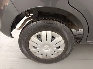 Used 2018 Maruti Suzuki Alto 800 [2016-2019] Lxi Petrol Manual tyres RIGHT REAR TYRE RIM VIEW