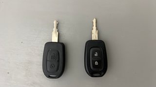 Used 2020 Datsun Redi-GO [2020-2022] T (O) Petrol Manual extra CAR KEY VIEW