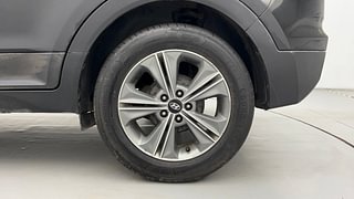 Used 2018 Hyundai Creta [2015-2018] 1.6 SX Plus Auto Diesel Automatic tyres LEFT REAR TYRE RIM VIEW