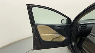 Used 2015 Honda City [2014-2017] V Petrol Manual interior LEFT FRONT DOOR OPEN VIEW