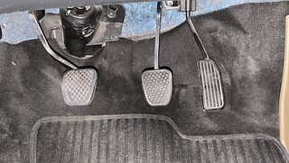 Used 2015 Honda Mobilio [2014-2017] V Petrol Petrol Manual interior PEDALS VIEW