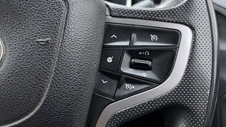 Used 2020 Tata Harrier XZ Diesel Manual top_features Cruise control