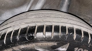 Used 2015 Honda Mobilio [2014-2017] V Petrol Petrol Manual tyres LEFT REAR TYRE TREAD VIEW