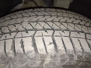 Used 2018 Mahindra XUV500 [2015-2018] W6 Diesel Manual tyres RIGHT FRONT TYRE TREAD VIEW