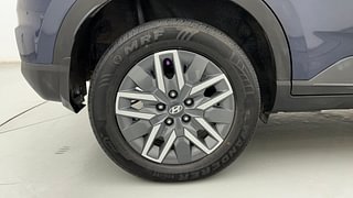 Used 2021 Hyundai Venue [2019-2022] SX 1.0  Turbo iMT Petrol Manual tyres RIGHT REAR TYRE RIM VIEW