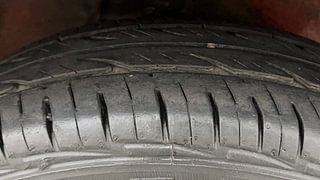 Used 2014 Maruti Suzuki Alto 800 [2012-2016] Lxi Petrol Manual tyres RIGHT FRONT TYRE TREAD VIEW