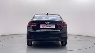 Used 2019 Hyundai Verna [2017-2020] 1.6 VTVT SX (O) Petrol Manual exterior BACK VIEW