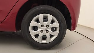 Used 2016 Hyundai Elite i20 [2014-2018] Magna 1.2 Petrol Manual tyres LEFT REAR TYRE RIM VIEW