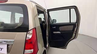 Used 2016 Maruti Suzuki Wagon R 1.0 [2010-2019] VXi Petrol Manual interior RIGHT REAR DOOR OPEN VIEW