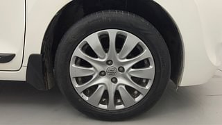 Used 2017 Maruti Suzuki Baleno [2015-2019] Zeta Petrol Petrol Manual tyres RIGHT FRONT TYRE RIM VIEW