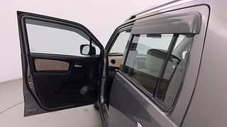 Used 2018 Maruti Suzuki Wagon R 1.0 [2015-2019] VXI AMT Petrol+CNG (Outside Fitted) Petrol+cng Automatic interior LEFT FRONT DOOR OPEN VIEW