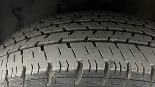 Used 2015 Hyundai Grand i10 [2013-2017] Magna 1.2 Kappa VTVT Petrol Manual tyres LEFT FRONT TYRE TREAD VIEW