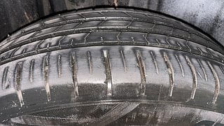 Used 2022 Maruti Suzuki Baleno Zeta Petrol Petrol Manual tyres RIGHT REAR TYRE TREAD VIEW