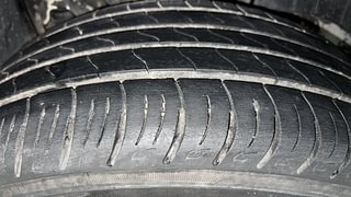 Used 2021 Mahindra XUV 300 W8 Petrol Petrol Manual tyres LEFT REAR TYRE TREAD VIEW