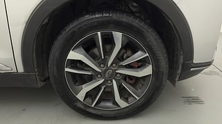 Used 2019 Mahindra XUV 300 W8 (O) Diesel Diesel Manual tyres RIGHT FRONT TYRE RIM VIEW