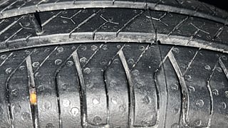 Used 2016 Maruti Suzuki Wagon R 1.0 [2010-2019] VXi Petrol Manual tyres RIGHT FRONT TYRE TREAD VIEW