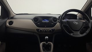 Used 2016 Hyundai Grand i10 [2013-2017] Sportz 1.1 CRDi Diesel Manual interior DASHBOARD VIEW