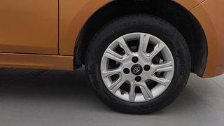 Used 2016 Tata Tiago [2016-2020] Revotron XZ Petrol Manual tyres RIGHT FRONT TYRE RIM VIEW