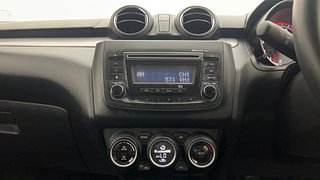 Used 2018 Maruti Suzuki Swift [2017-2021] ZXi AMT Petrol Automatic interior MUSIC SYSTEM & AC CONTROL VIEW