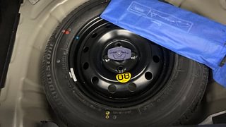 Used 2018 Maruti Suzuki Swift [2017-2021] ZXi AMT Petrol Automatic tyres SPARE TYRE VIEW