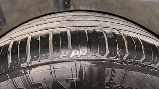Used 2020 Kia Sonet GTX Plus 1.5 Diesel Manual tyres RIGHT REAR TYRE TREAD VIEW