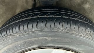 Used 2017 Maruti Suzuki Alto 800 [2016-2019] Lxi Petrol Manual tyres RIGHT FRONT TYRE TREAD VIEW