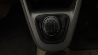 Used 2015 Hyundai i10 [2010-2016] Magna Petrol Petrol Manual interior GEAR  KNOB VIEW