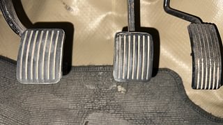 Used 2015 Hyundai i10 [2010-2016] Magna Petrol Petrol Manual interior PEDALS VIEW