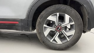 Used 2021 Kia Sonet GTX Plus 1.5 AT Diesel Automatic tyres LEFT REAR TYRE RIM VIEW