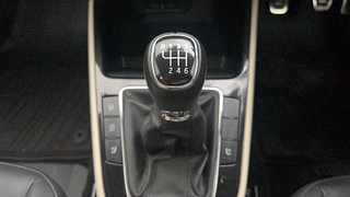 Used 2022 Skoda Slavia Style 1.5L TSI MT Petrol Manual interior GEAR  KNOB VIEW