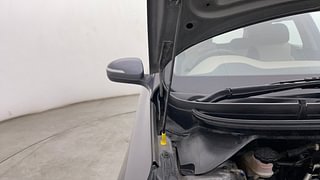 Used 2016 Hyundai Elite i20 [2014-2018] Sportz 1.2 Petrol Manual engine ENGINE RIGHT SIDE HINGE & APRON VIEW