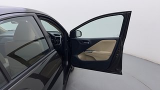 Used 2016 Honda City [2014-2017] VX Petrol Manual interior RIGHT FRONT DOOR OPEN VIEW