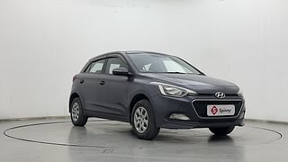 Used 2018 Hyundai Elite i20 [2014-2018] Sportz 1.2 Petrol Manual exterior RIGHT FRONT CORNER VIEW