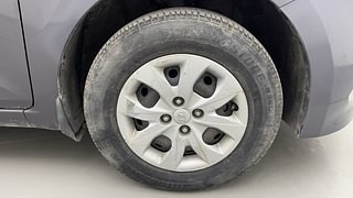 Used 2018 Hyundai Elite i20 [2014-2018] Sportz 1.2 Petrol Manual tyres RIGHT FRONT TYRE RIM VIEW
