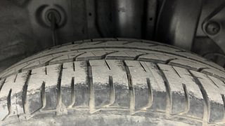 Used 2017 Hyundai Elite i20 [2014-2018] Sportz 1.2 Petrol Manual tyres LEFT REAR TYRE TREAD VIEW