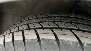 Used 2021 Maruti Suzuki Celerio VXI AMT Petrol Automatic tyres RIGHT FRONT TYRE TREAD VIEW