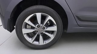 Used 2017 Hyundai Elite i20 [2014-2018] Asta 1.2 (O) Petrol Manual tyres RIGHT REAR TYRE RIM VIEW