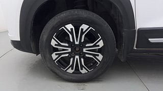 Used 2021 Renault Kiger RXT (O) AMT Petrol Automatic tyres LEFT FRONT TYRE RIM VIEW