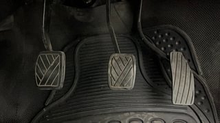 Used 2014 Maruti Suzuki Wagon R 1.0 [2010-2019] VXi Petrol Manual interior PEDALS VIEW