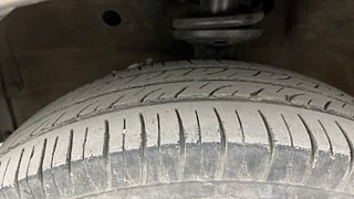 Used 2014 Maruti Suzuki Wagon R 1.0 [2010-2019] VXi Petrol Manual tyres LEFT FRONT TYRE TREAD VIEW