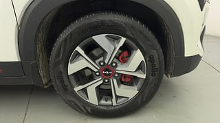 Used 2021 Kia Sonet GTX Plus 1.5 AT Diesel Automatic tyres RIGHT FRONT TYRE RIM VIEW