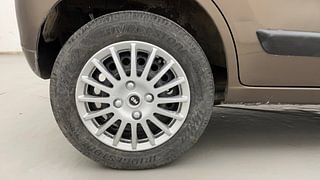 Used 2014 Maruti Suzuki Wagon R 1.0 [2010-2019] VXi Petrol Manual tyres RIGHT REAR TYRE RIM VIEW