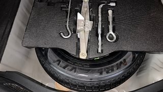 Used 2015 honda Jazz VX Petrol Manual tyres SPARE TYRE VIEW