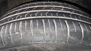 Used 2021 Maruti Suzuki Baleno [2019-2022] Zeta Petrol Petrol Manual tyres RIGHT FRONT TYRE TREAD VIEW