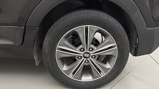 Used 2017 Hyundai Creta [2015-2018] 1.6 SX Plus Auto Petrol Petrol Automatic tyres LEFT REAR TYRE RIM VIEW