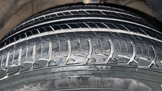 Used 2018 Maruti Suzuki Baleno [2015-2019] Delta Petrol Petrol Manual tyres RIGHT FRONT TYRE TREAD VIEW