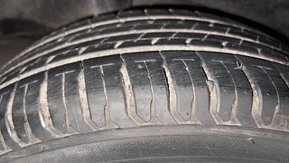 Used 2016 Honda City [2014-2017] V Petrol Manual tyres RIGHT REAR TYRE TREAD VIEW