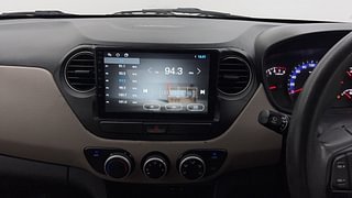 Used 2017 Hyundai Xcent [2017-2019] E+ CNG (Outside Fitted) Petrol+cng Manual top_features Integrated (in-dash) music system