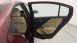 Used 2016 Honda City [2014-2017] V Petrol Manual interior RIGHT REAR DOOR OPEN VIEW